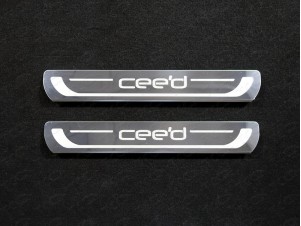 Накладки на пороги лист шлифованный надпись CEED 2 штуки для Kia Ceed № KIACEED13-07